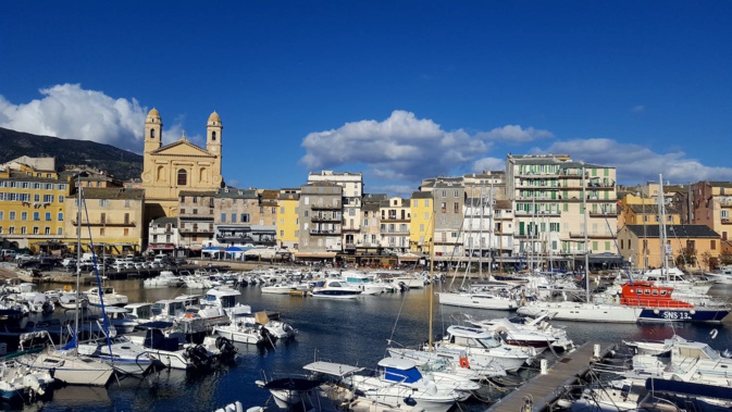 La photo du jour : Bastia et son Vieux-Port La photo du jour : Bastia et son Vieux-Port