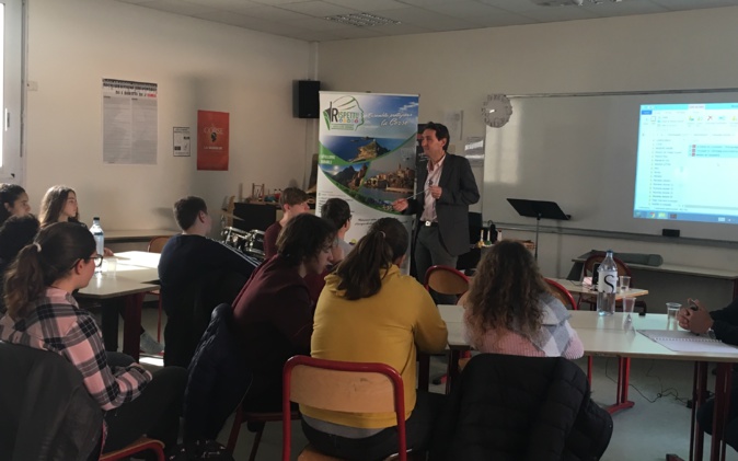 Porticcio : Forum des métiers au collège de Porticcio