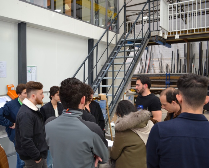 Semaine de l’industrie : De jeunes demandeurs d’emploi sensibilisés à la menuiserie aluminium Semaine de l’industrie : De jeunes demandeurs d’emploi sensibilisés à la menuiserie aluminium