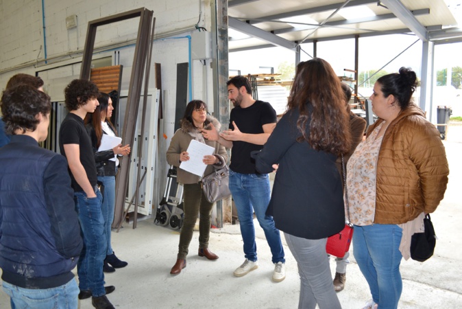 Semaine de l’industrie : De jeunes demandeurs d’emploi sensibilisés à la menuiserie aluminium Semaine de l’industrie : De jeunes demandeurs d’emploi sensibilisés à la menuiserie aluminium