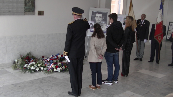 Des gerbes ont été déposées notamment par le prefet et les élèves du lycée Des gerbes ont été déposées notamment par le prefet et les élèves du lycée