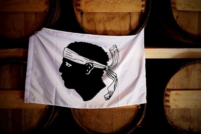 Domaine Mavela : Jim Murray, le whisky gourou, pour le lancement des  trois nouvelles cuvées prestige
