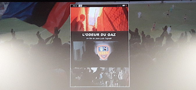 « L’odeur du Gaz » : Regard intemporel sur les supporters du GFCA « L’odeur du Gaz » : Regard intemporel sur les supporters du GFCA