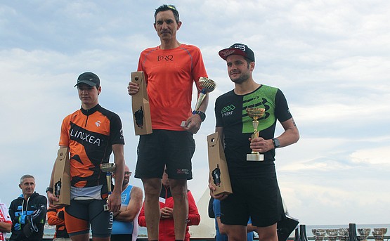 Calvi : L'heure des récompenses pour les lauréats du CorsicaXtri 