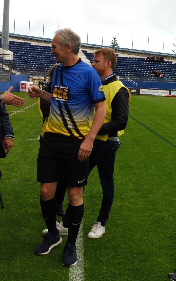 Furiani : Christian Jeanpierre, arbitre insolite du « Match des Légendes » Furiani : Christian Jeanpierre, arbitre insolite du « Match des Légendes »