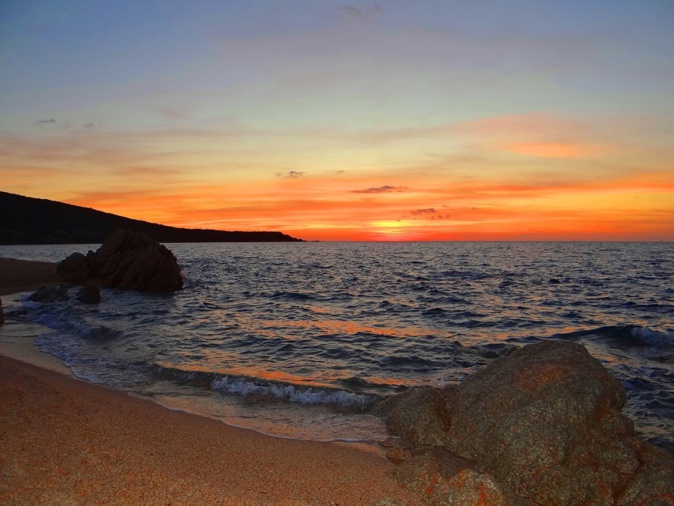 La photo du jour : Le golfe du Valincu à l'heure vespérale