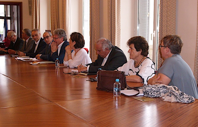 Porto-Vecchio : La CAF de Seine-Saint Denis fait don de la baie de Stagnolu au conservatoire du littoral