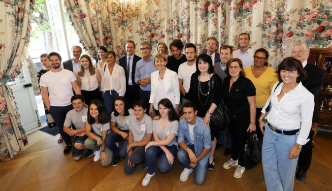 Entreprendre pour Apprendre : Les classes de Santa Maria di Sichè et du Lycée Fesch récompensées Entreprendre pour Apprendre : Les classes de Santa Maria di Sichè et du Lycée Fesch récompensées