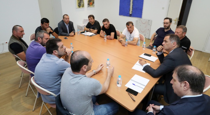 Le collectif des anciens prisonniers "Patriotti" a rencontré Gilles Simeoni