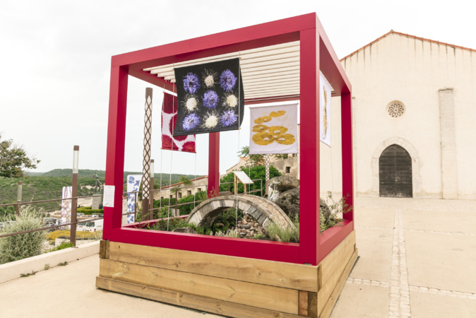 L'Arche pièce maîtresse du pavoisement (Crédit : NRDB)