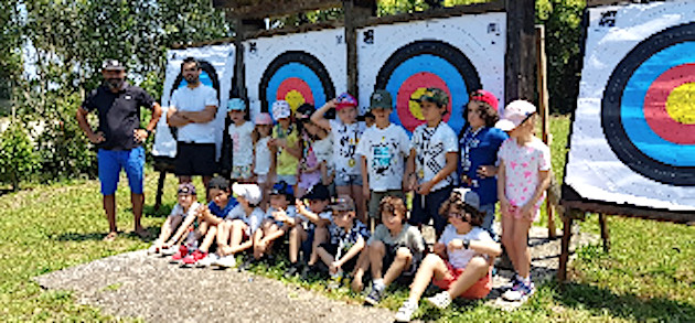 Tir a l’arc et Ultimate frisbee pour la classe de CP bilingue de l’école Modeste-Venturi de Bastia