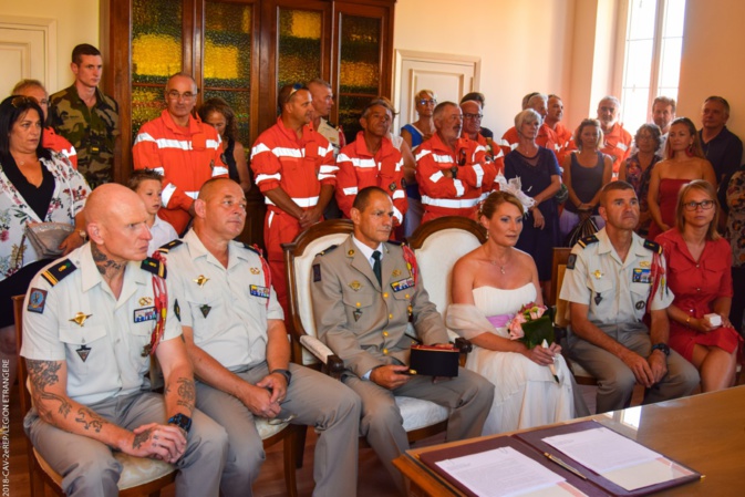 Mariage peu ordinaire à Calvi Mariage peu ordinaire à Calvi