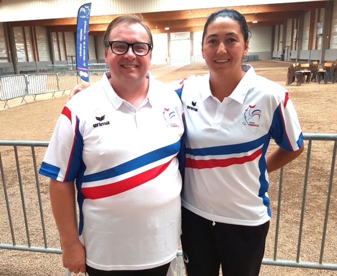 l'équipe Corse Stéphane Dath - Marie-Angèle Germain championne de France de pétanque double mixte l'équipe Corse Stéphane Dath - Marie-Angèle Germain championne de France de pétanque double mixte