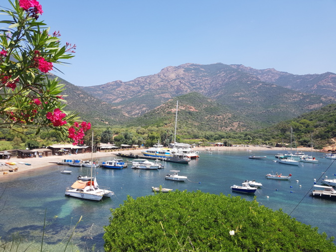La photo du jour : Girolata, ça se mérite La photo du jour : Girolata, ça se mérite