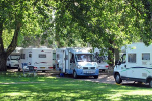 Mobilisation à l’Agence du Tourisme de la Corse : Non au camping-car sauvage !