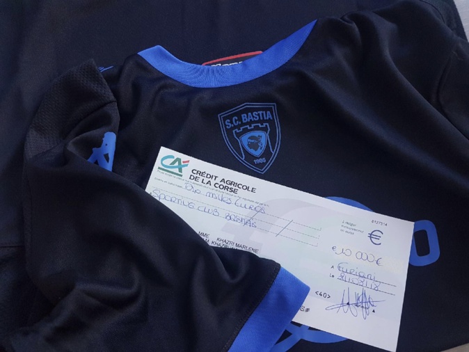 Il fait un don de 10 000€ au Sporting : Grazie à tè Whabi (Khazri) Il fait un don de 10 000€ au Sporting : Grazie à tè Whabi (Khazri)