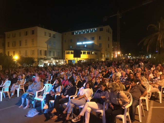 Eric Mattei et ses musiciens ont enflammé Calvi Eric Mattei et ses musiciens ont enflammé Calvi