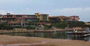 L'île de Cavallo ou Cavaddu. L'île de Cavallo ou Cavaddu.