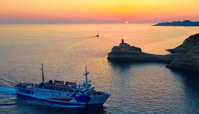 La photo du jour :  Quand le bateau rentre au port de Bonifacio…
