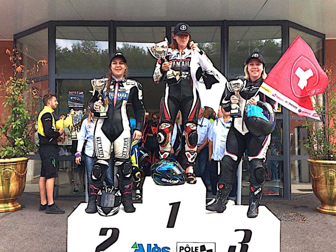 A bandera sur la plus haute marche du podium à Ales (WomensCup FFM) A bandera sur la plus haute marche du podium à Ales (WomensCup FFM)