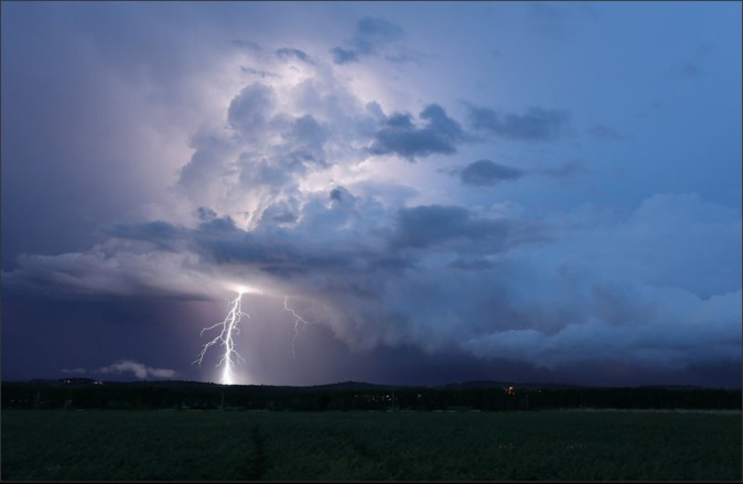 Météo : La Corse en vigilance orange “ Orages - inondation - pluies ” Météo : La Corse en vigilance orange “ Orages - inondation - pluies ”