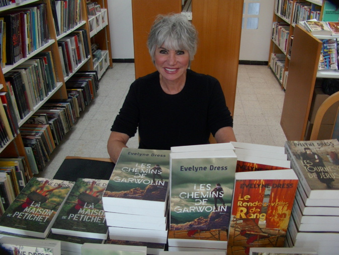 Evelyne Dress a rencontré son public également à la bibliothèque centrale de Bastia