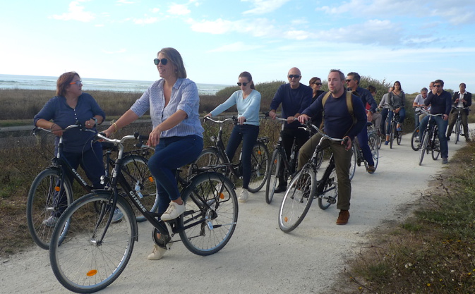 "Vers l'écomobilité" : 16 techniciens et élus corses à la Rochelle et à l'Île d'Oléron "Vers l'écomobilité" : 16 techniciens et élus corses à la Rochelle et à l'Île d'Oléron