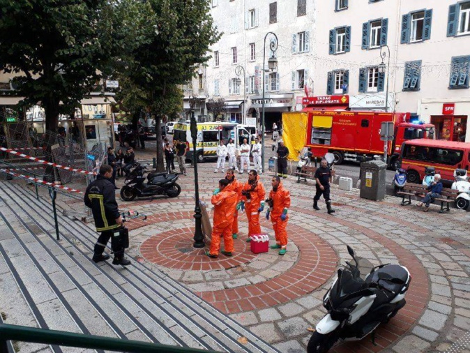 Enveloppe suspecte à la Poste Centrale d'Ajaccio Enveloppe suspecte à la Poste Centrale d'Ajaccio