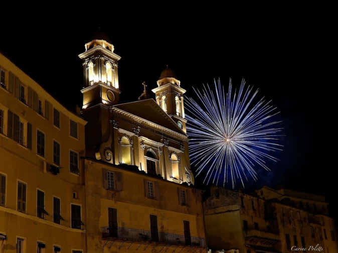 La photo du jour : San Ghjuvà dans un feu d'artifice