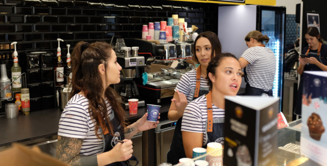 Une équipe dynamique autour de Maeva Benedittini Une équipe dynamique autour de Maeva Benedittini