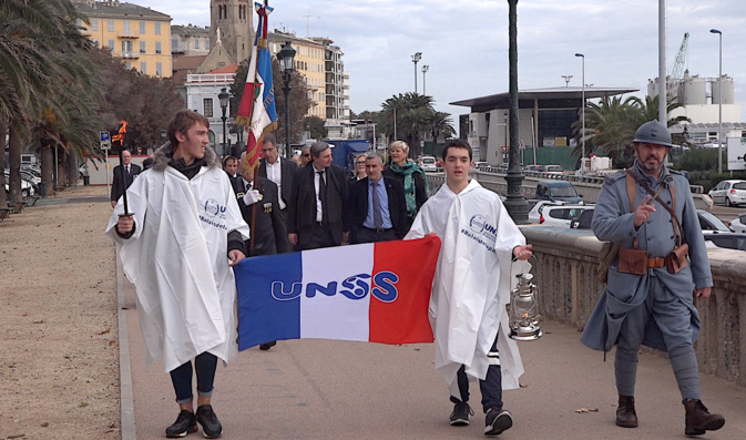 La flamme du Soldat Inconnu à Bastia La flamme du Soldat Inconnu à Bastia