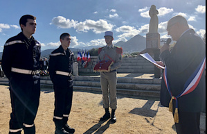Deux jeunes sapeurs-pompiers volontaires honorés à Lisula Deux jeunes sapeurs-pompiers volontaires honorés à Lisula