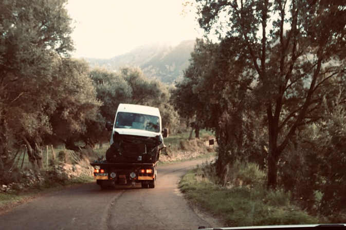 Collision à Zilia : Deux blessés dont un évacué par hélicoptère Collision à Zilia : Deux blessés dont un évacué par hélicoptère