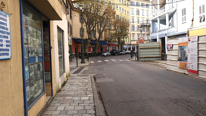 Bastia : Le boulevard Auguste-Gaudin figé Bastia : Le boulevard Auguste-Gaudin figé