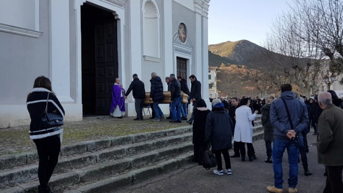 Calinzana : A diu Tony Calinzana : A diu Tony