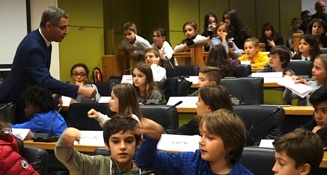 Bastia : U primu cunsigliu municipale di i zitelli Bastia : U primu cunsigliu municipale di i zitelli