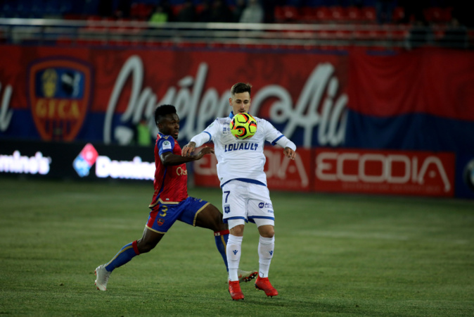Le GFCA prend l'eau face à Auxerre (0-4) Le GFCA prend l'eau face à Auxerre (0-4)
