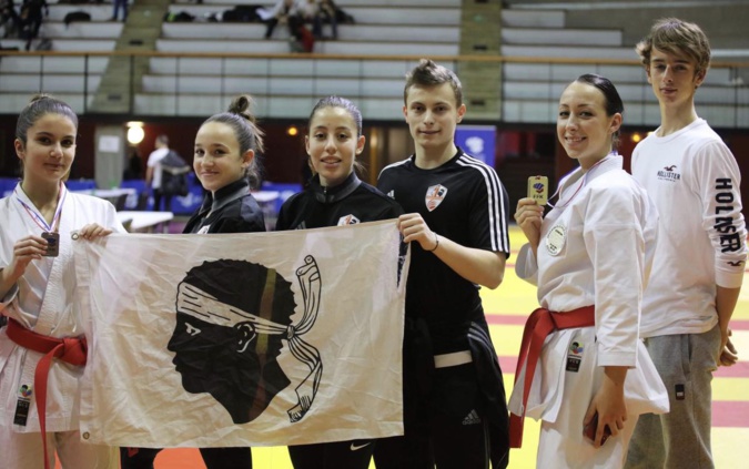 Karaté : Laetitia Feracci 1ère dans la catégorie des espoirs (-21ans) à l'Open France Karaté : Laetitia Feracci 1ère dans la catégorie des espoirs (-21ans) à l'Open France