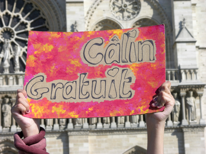 Fini le blue monday, le jour le plus triste de l'année : ce 21 janvier c'est la journée mondiale du câlin