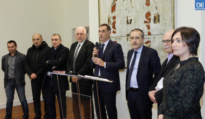 Les lauréats du prix du Livre de la Collectivité de Corse honorés à l’Hôtel de Région Les lauréats du prix du Livre de la Collectivité de Corse honorés à l’Hôtel de Région