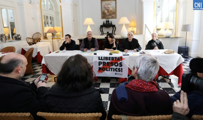 Le comité de solidarité Corse avec la Catalogne en conférence de presse Le comité de solidarité Corse avec la Catalogne en conférence de presse