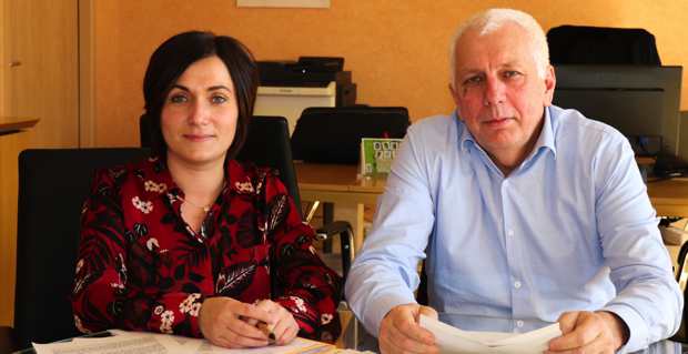 La conseillère exécutive en charge de l’enseignement secondaire, Josepha Giacometti, et le conseiller exécutif en charge de la langue corse, Saveriu Luciani.