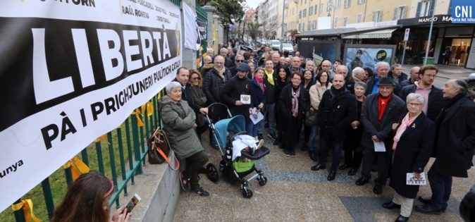 Le soutien corse aux prisonniers catalans / Photos Michel Luccioni Le soutien corse aux prisonniers catalans / Photos Michel Luccioni