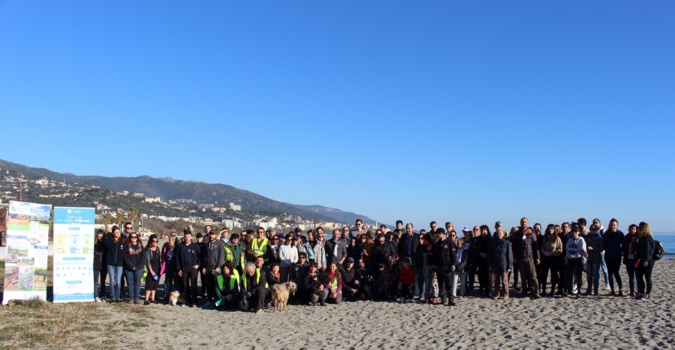 Bastia : Opération nettoyage de la plage de l’Arinella
