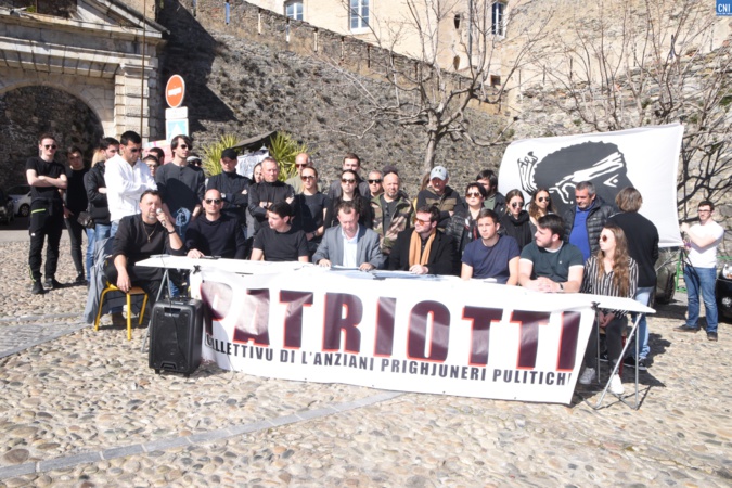 Cunferenza di stampa Cullettivu Patriotti è a Giuventù in lotta Cunferenza di stampa Cullettivu Patriotti è a Giuventù in lotta