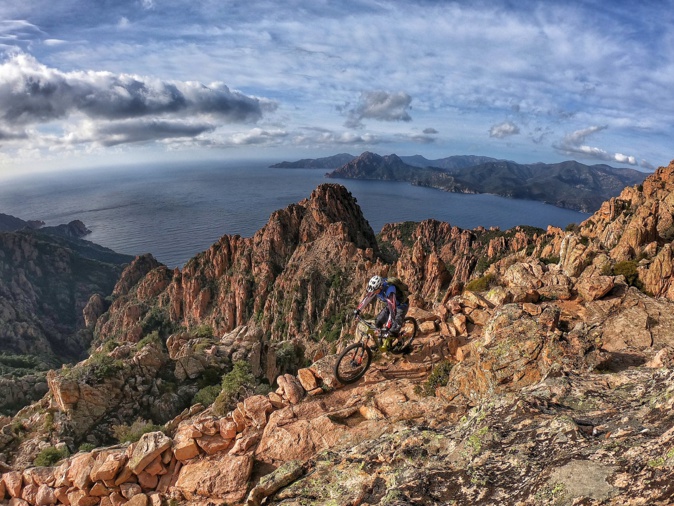 La photo du jour : Balade à VTT entre Capu d'Ortu et les Calanque de Piana