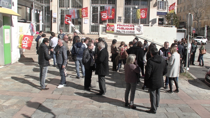 Finances publiques : « Même plus l’impôt sur les os » pour l’intersyndicale Finances publiques : « Même plus l’impôt sur les os » pour l’intersyndicale
