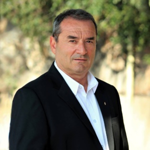 Les motards en colère et les Corsican Riders dénoncent et taguent les dos-d'âne d'Ajaccio Les motards en colère et les Corsican Riders dénoncent et taguent les dos-d'âne d'Ajaccio