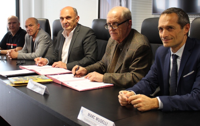 Université de Corse-SIS 2A : Un partenariat étroit pour la lutte et la prévention des incendies Université de Corse-SIS 2A : Un partenariat étroit pour la lutte et la prévention des incendies