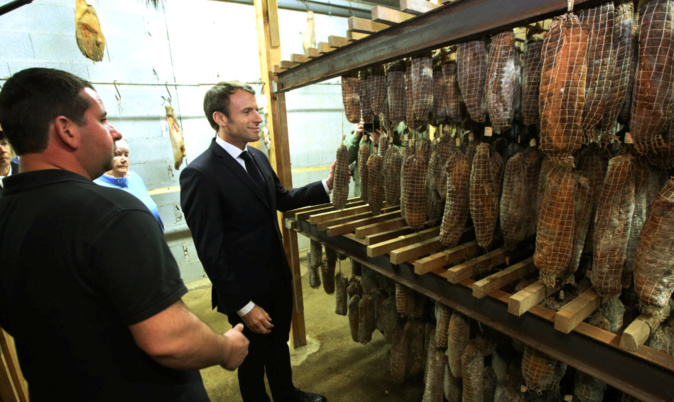 (Pool photos) (Pool photos)